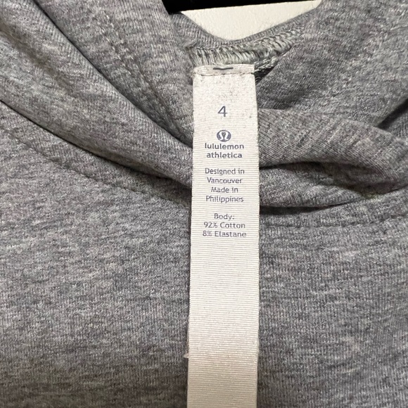 Very good used condition Lululemon sleeveless Bliss hoodie in heathered grey. - Picture 3 of 6